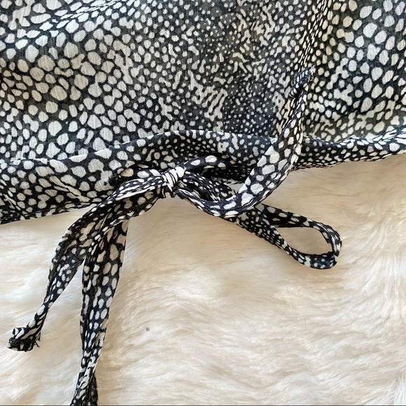 HALE Bob Sheer Chiffon Snake Print Cinch Hem Top - Picture 3 of 7